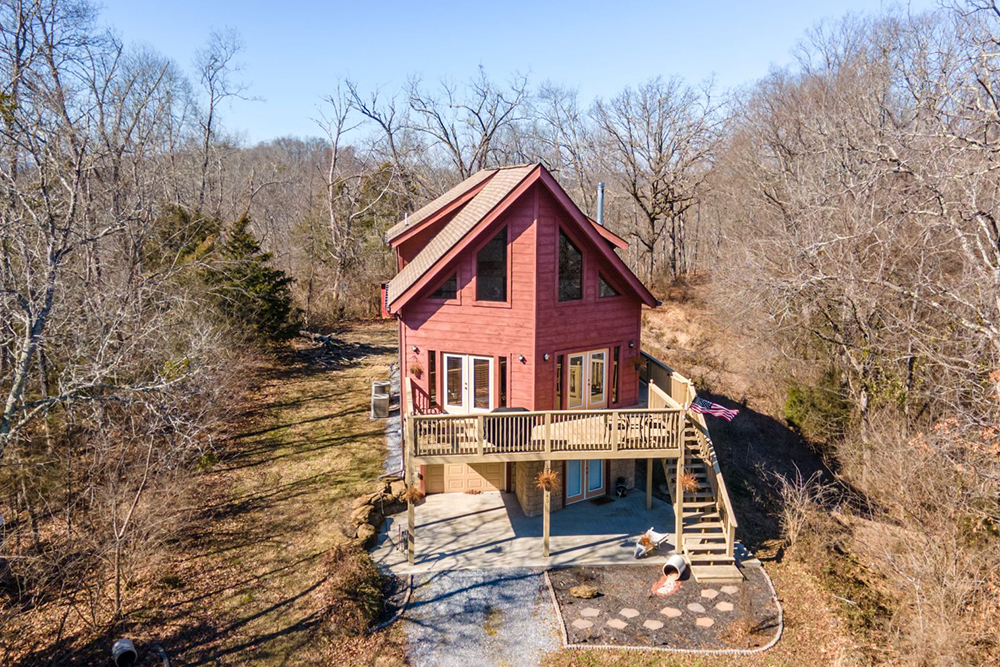 Pigeon Forge - Woodland Chalet - Featured